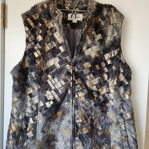 Erin London Faux Fur Vest Large Gray Gold Metallic Abstract Artsy Full Zip Lined